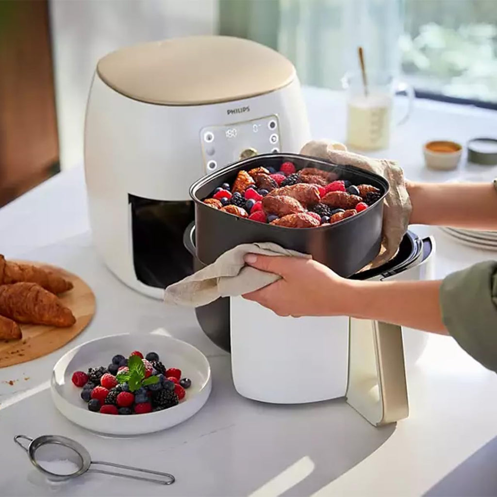 Philips Premium XXL Airfryer sans huile, Smart Sensing, 2225 W, technologie d'élimination des graisses, Rapid Air, 43,3 x 32,1 x 31,5 cm, Plastique, blanc, HD9870/20