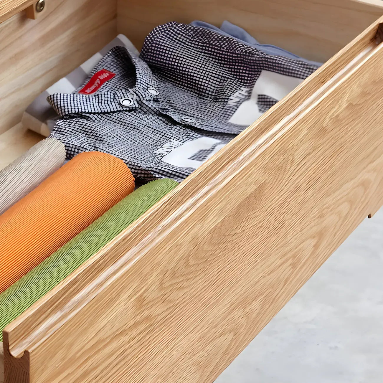 Traditional Natural Oak Wood Double Dresser for Bedroom