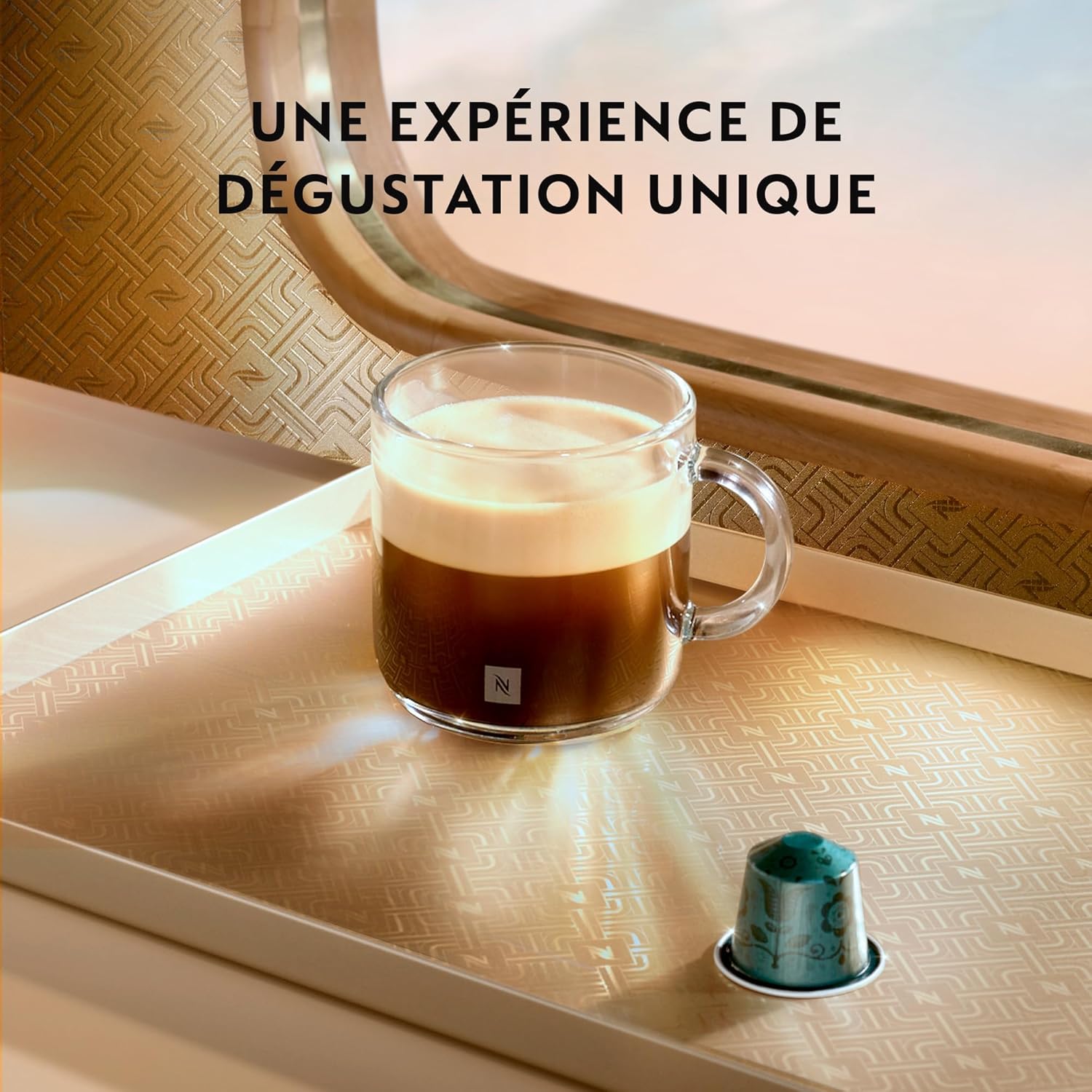De'Longhi Nespresso CitiZ EN167.W, Machine à Café en Capsules, Machine à Café pour une Tasse, Design Compact, Pression 19 Bar, 2 Tailles de Tasses, Ensemble de Bienvenue Inclus, Blanc