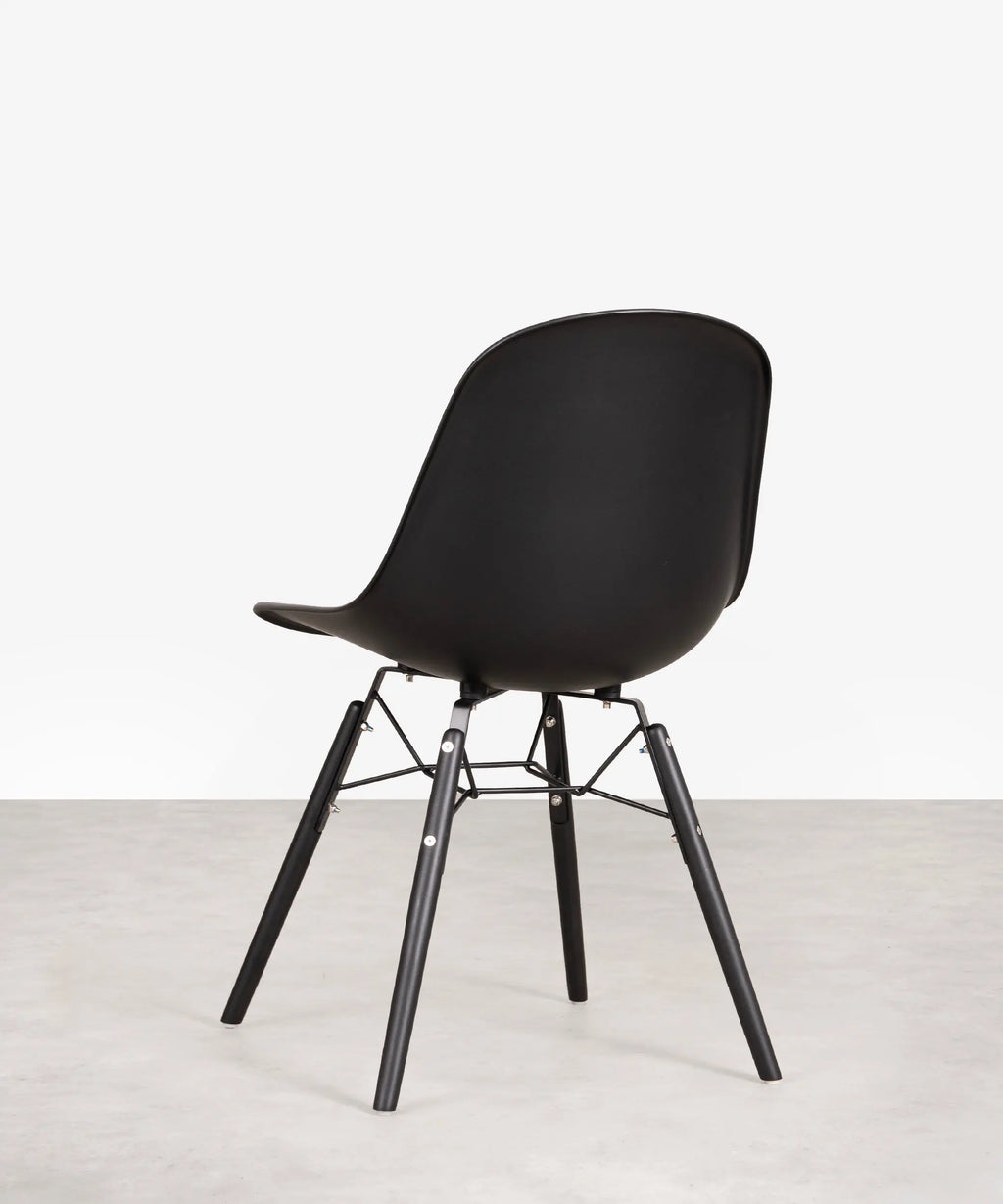 Silla de Polipropileno y Madera Elon