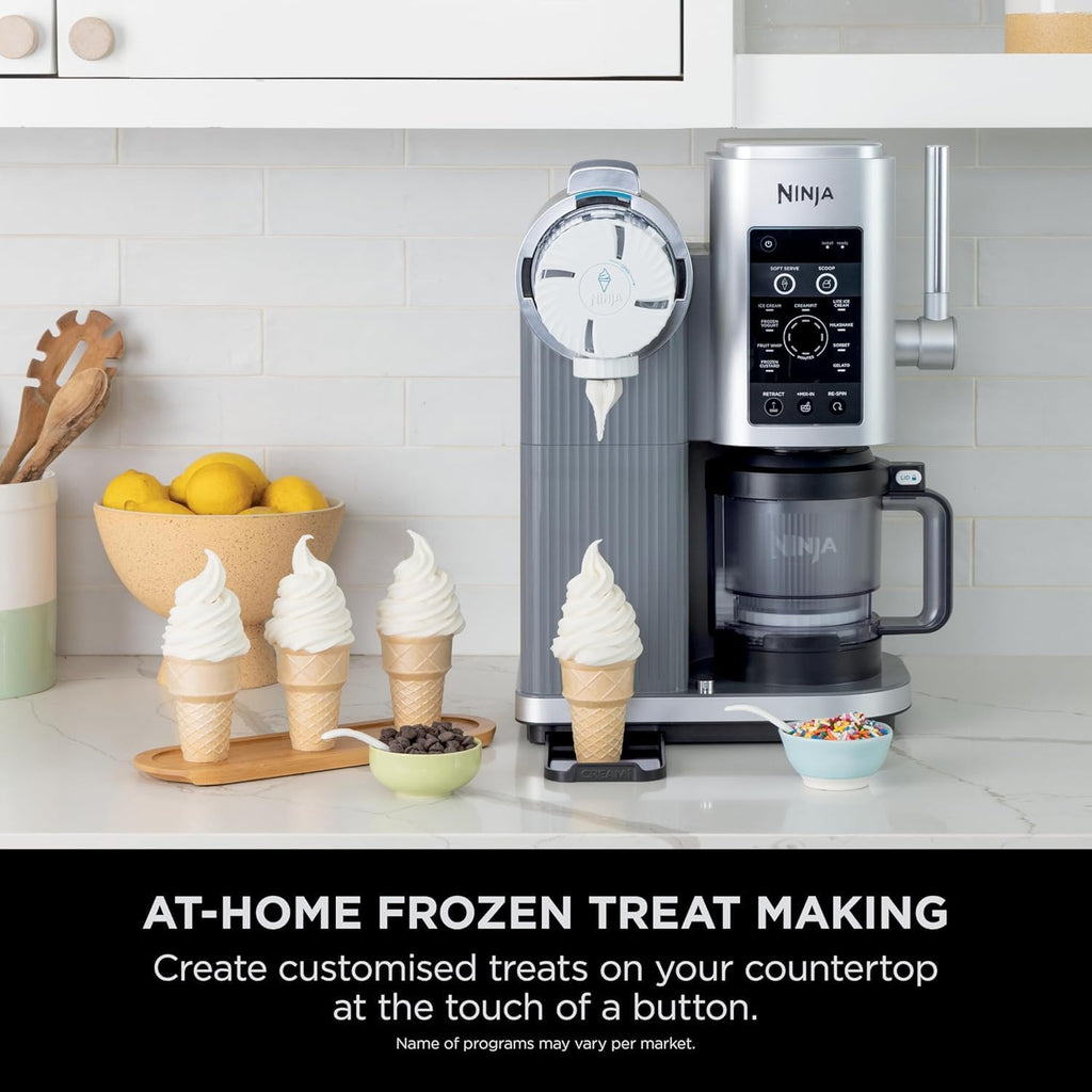 Ninja CREAMi NC701UK Swirl Machine à crème glacée avec 2 bacs 13 fonctions pour faire de la crème glacée, du gelato, du sorbet, des milkshakes et plus encore, option de mélange, argent platine