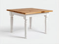 Table extensible carrée style campagne – Plateau bois naturel et pieds blancs sculptés – 1 pièce