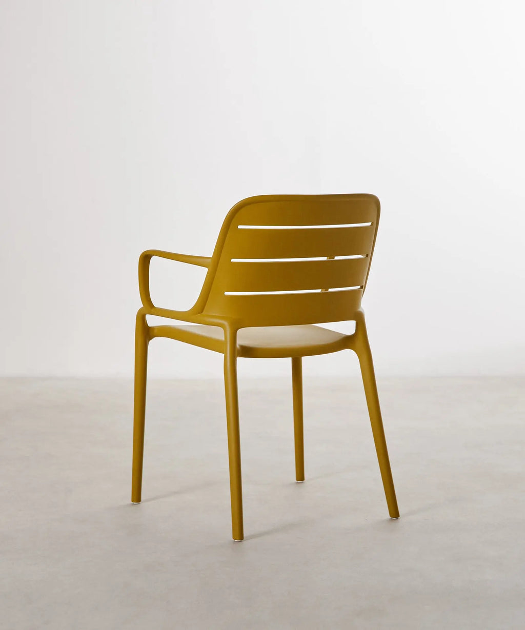 Silla de Polipropileno con Reposabrazos Mila