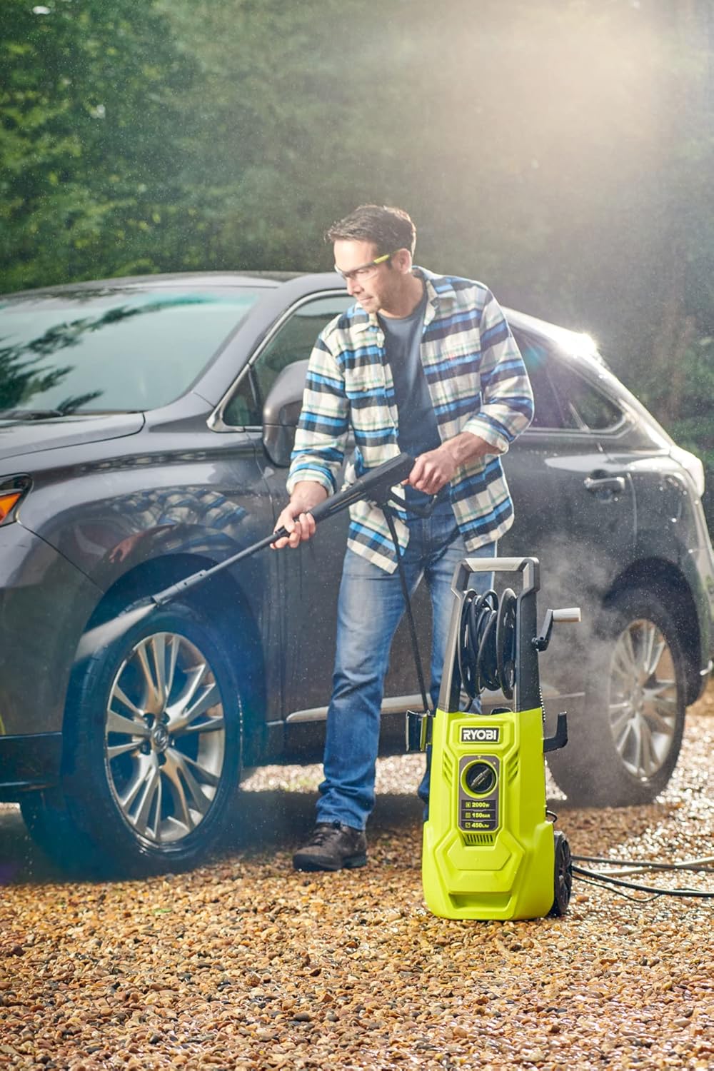 RYOBI nettoyeur haute pression 2000 W, 150 bars, débit 450 L/h, flexible 8 m avec enrouleur, réservoir détergent intégré, lance vario et turbo, brosse rotative, modèle RY150PWA