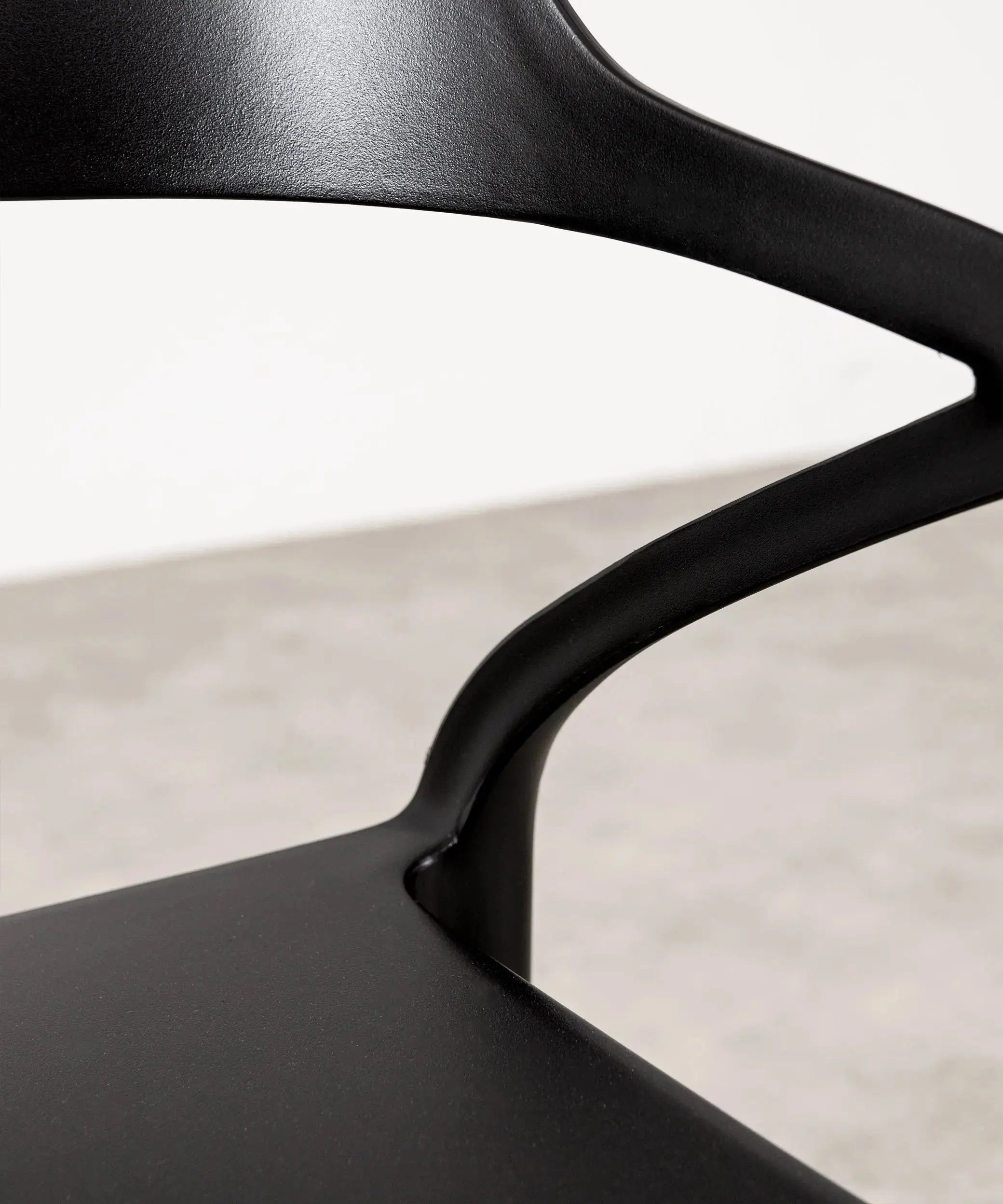 Silla de Polipropileno con Reposabrazos Grace
