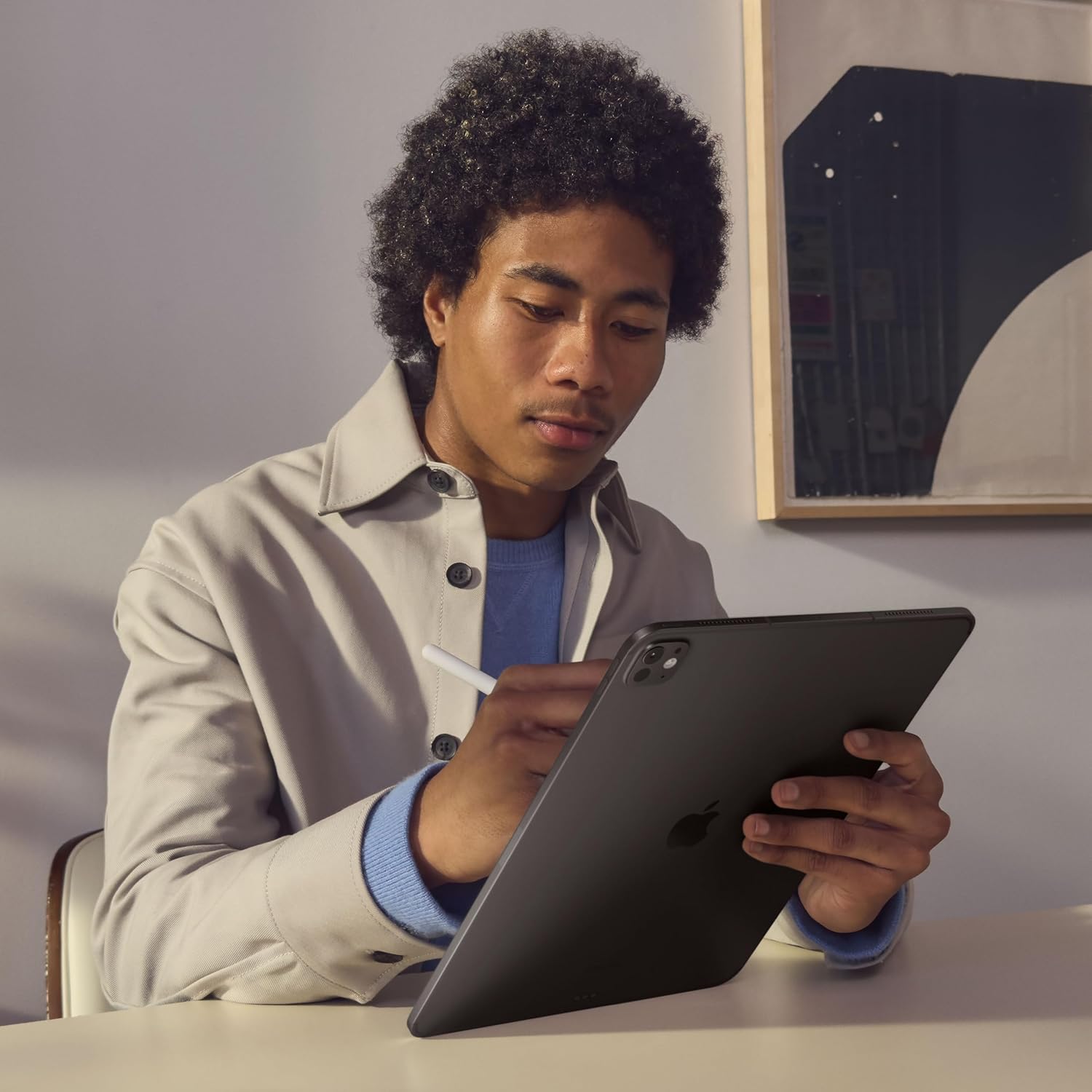 Apple iPad Pro 11 (M4) : Écran Ultra Retina XDR, 512 Go, Caméra Avant 12 Mpx Horizontale/Appareil Photo arrière 12 Mpx, Scanner LiDAR, Wi-FI 6E, Autonomie d’Une journée, Verre Standard - Argent
