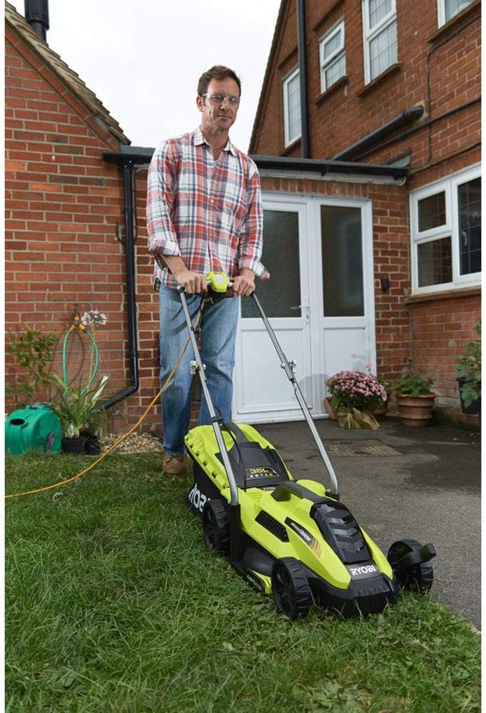 Tondeuse électrique RYOBI 1300W Coupe 33cm RLM13E33S - Bac de 35L, réglage centralisé de la Hauteur, 2-en-1 ramassage et Mulching, Ergonomique, idéale pour Jardins jusqu'à 300 m².