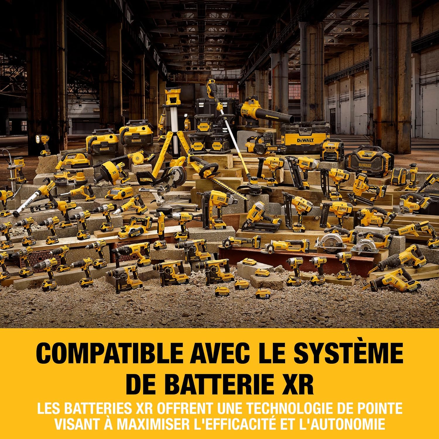 DEWALT - Pack 5 outils XR 18V, 1 perceuse-visseuse, 1 visseuse à chocs à 3 vitesses, 1 scie sauteuse, 1 scie circulaire, 1 lampe LED, 3 batteries 5Ah, 1 chargeur et 2 coffrets TSTAK, DCK551P3T-QW