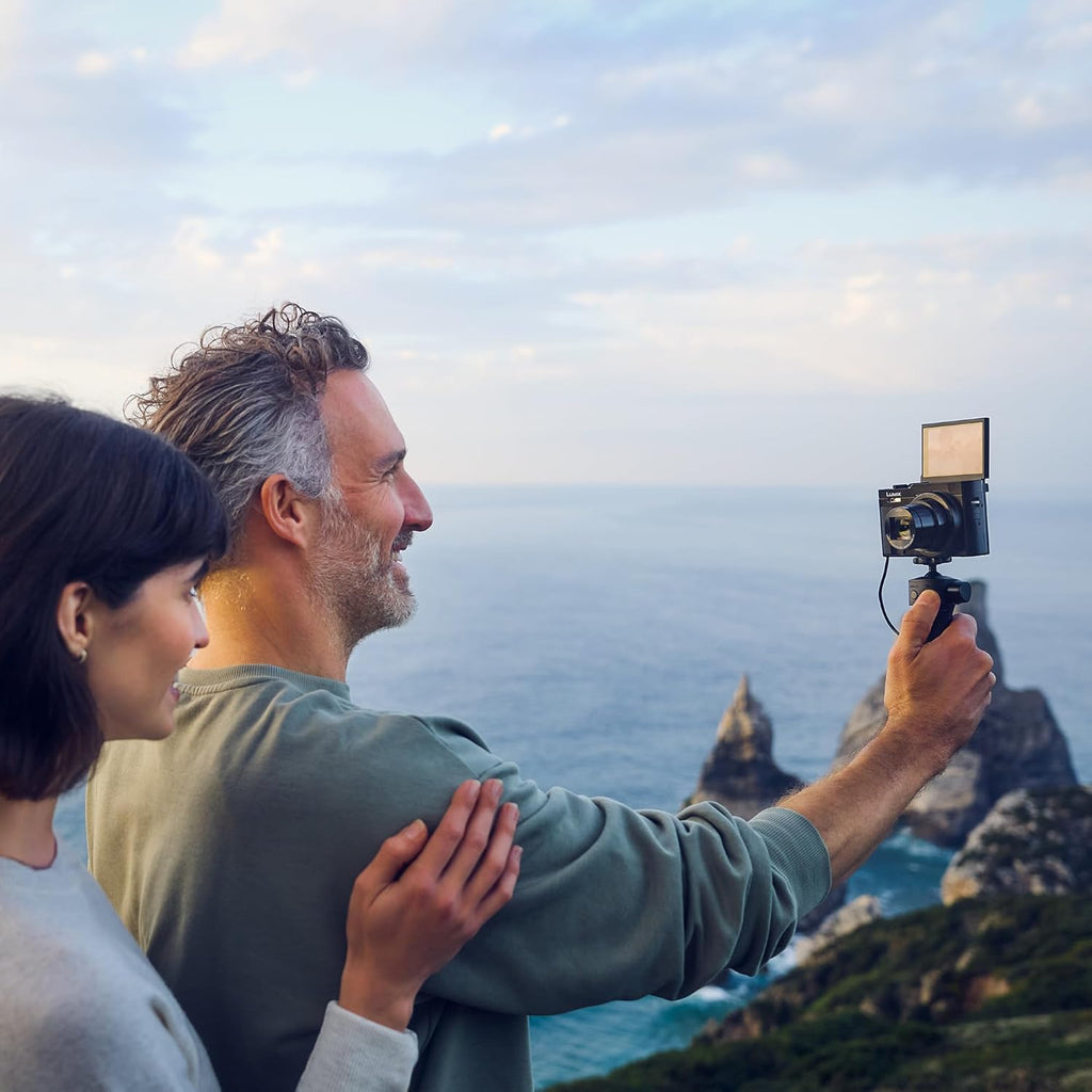 Panasonic Lumix TZ99 | Appareil Photo Compact Zoom Puissant (Capteur 20.3MP, Zoom Leica 30x F3.3-6.4, Écran Tactile inclinable, Stabilisation, Mode Selfie, Vidéo 4K, Wi-FI, Bluetooth) Noir