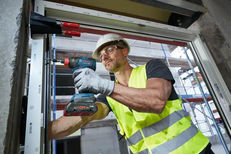BOSCH COMBI-KIT 3 OUTILS 18V : GSB 18V-45 + GDX 18V-200 + GWS 18V-7 + 2 BATTERIES 5,0 AH + GAL 18V-40 + SAC M (C) PROFESSIONAL