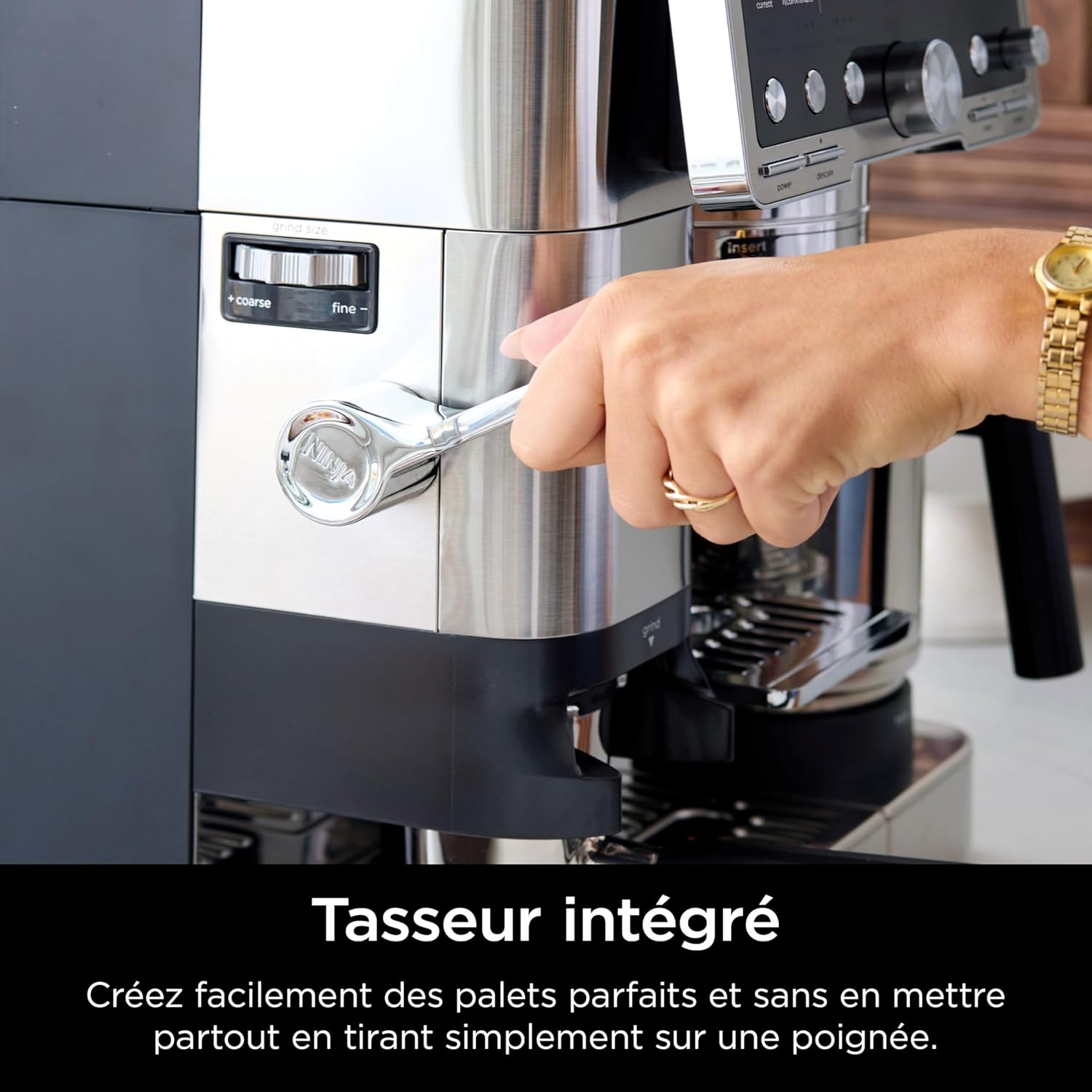 NINJA Machine à café Luxe Essential 2-en-1, Latte, Cappuccino et Espresso avec broyeur à grains et mousseur à lait intégrés, facile à utiliser, 2 préréglages mousse, argent, ES501EU