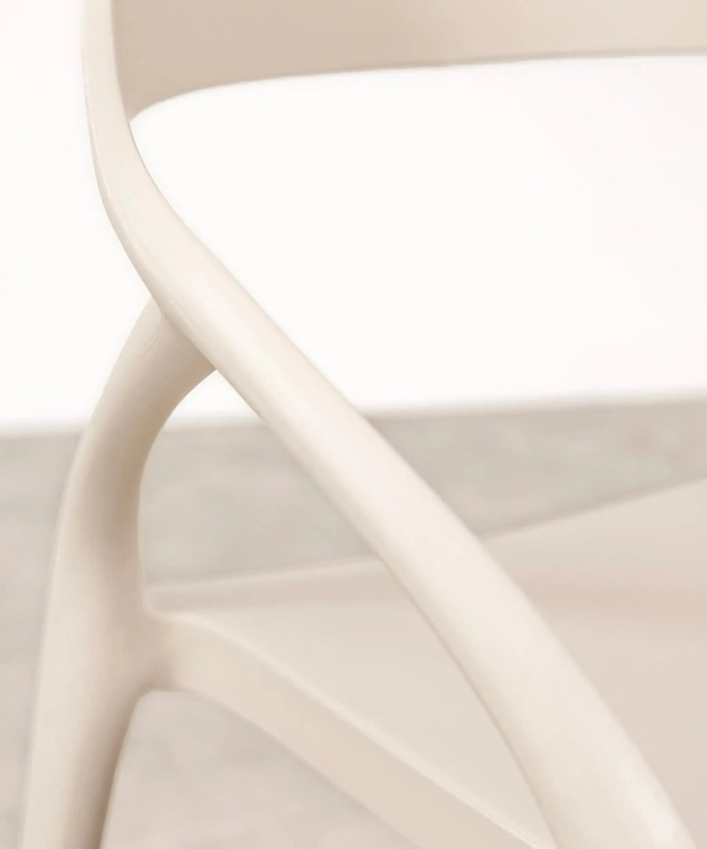 Silla de Polipropileno con Reposabrazos Grace