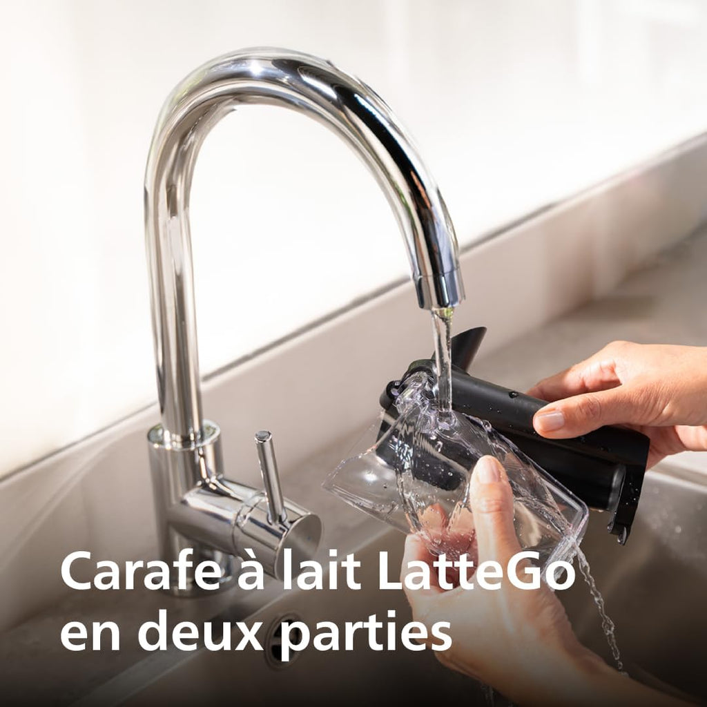Philips Expresso broyeur Série 5500 – 20 Boissons Chaudes et Glacées, Carafe LatteGo facile à nettoyer, SilentBrew, QuickStart, Machine à café à grain Noir/Argent (EP5546/70)