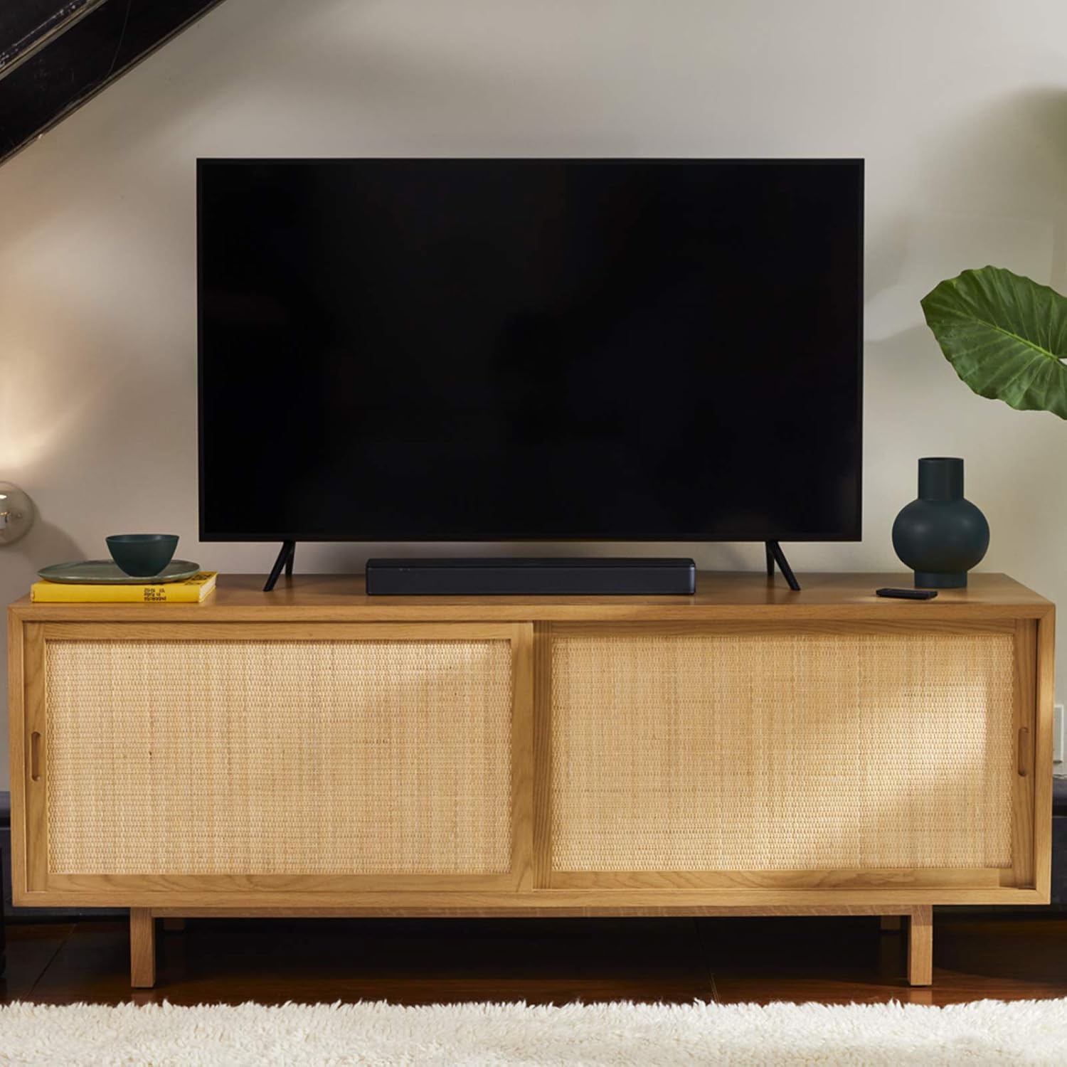 Bose TV Speaker - Barre de Son Compacte avec Connexion Bluetooth