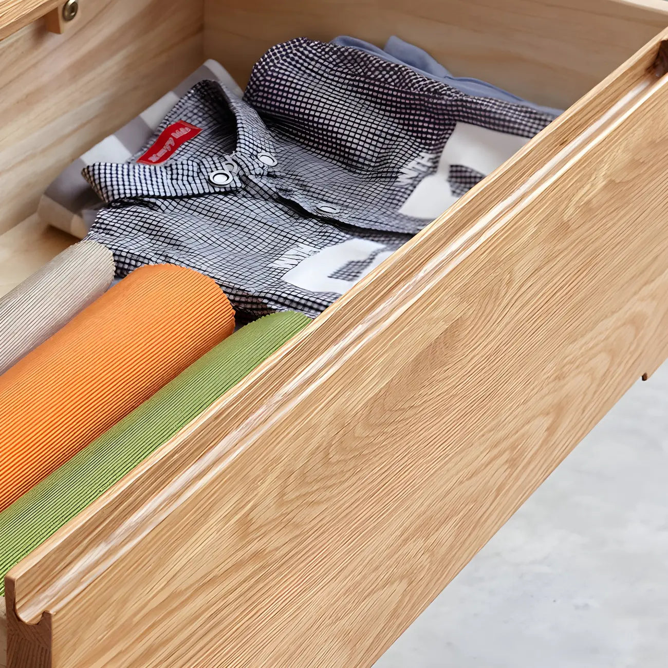 Traditional Natural Oak Wood Double Dresser for Bedroom