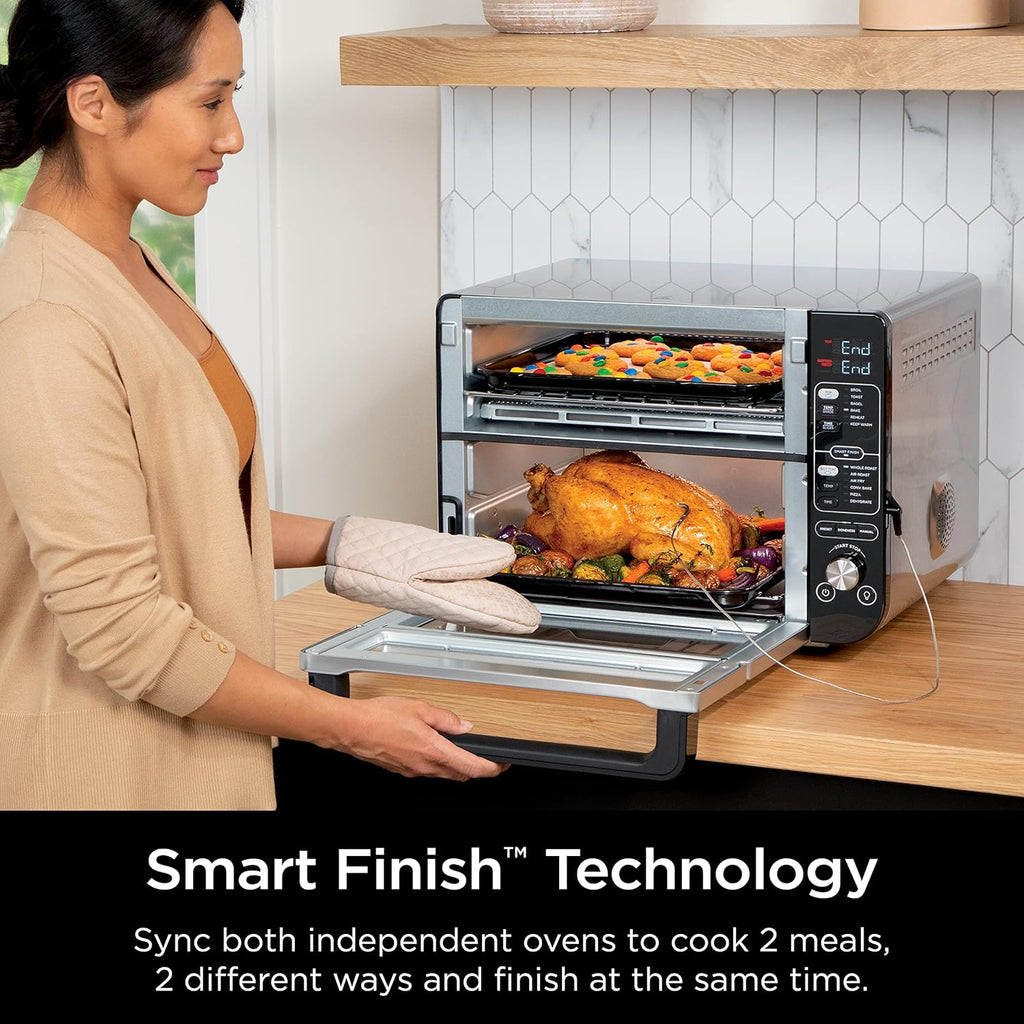 Ninja - Four double intelligent 12 en 1 DCT451 avec FlexDoor, thermomètre, FlavorSeal, finition intelligente, convection supérieure rapide et fond frit à l'air, acier inoxydable