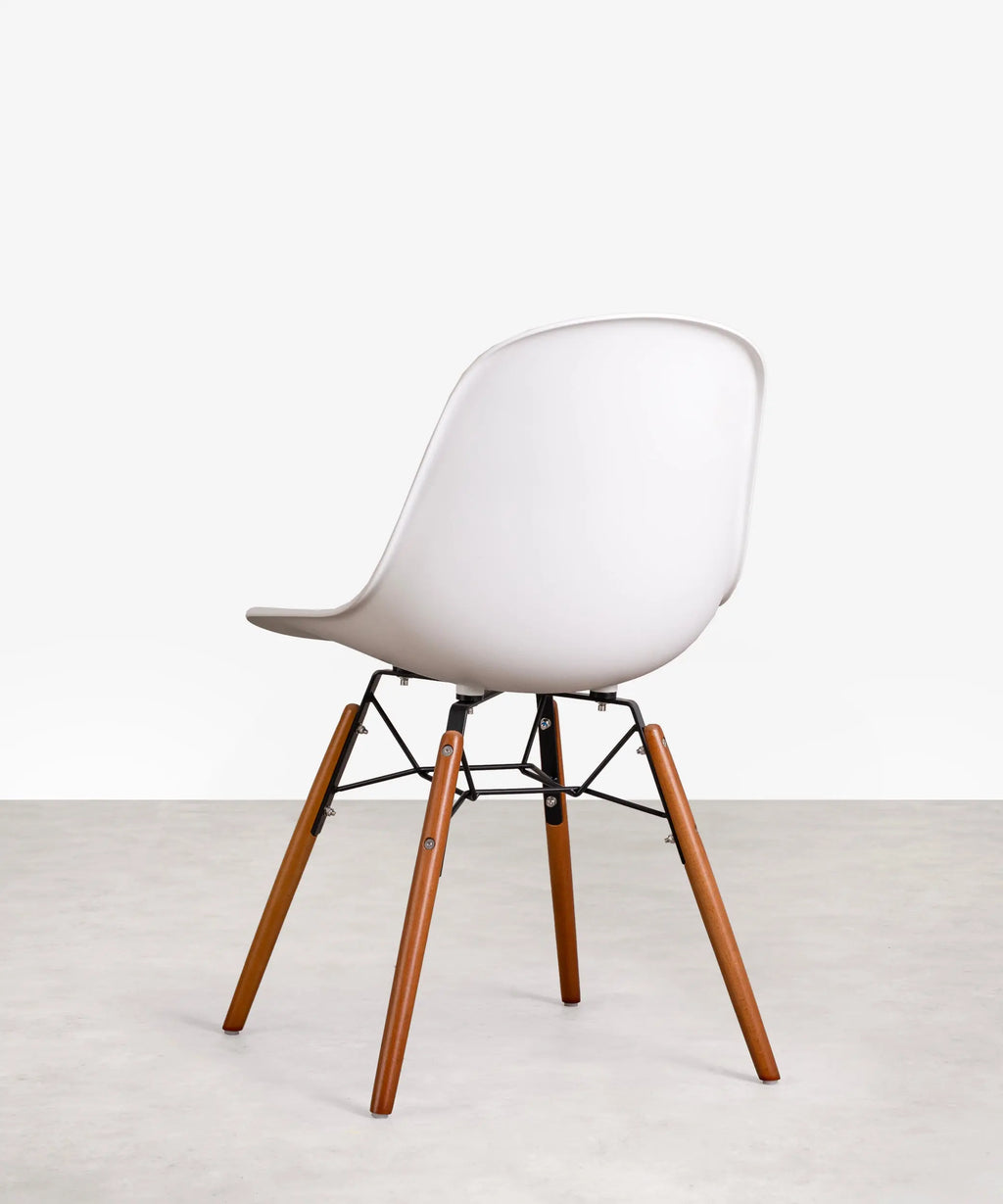 Silla de Polipropileno y Madera Elon