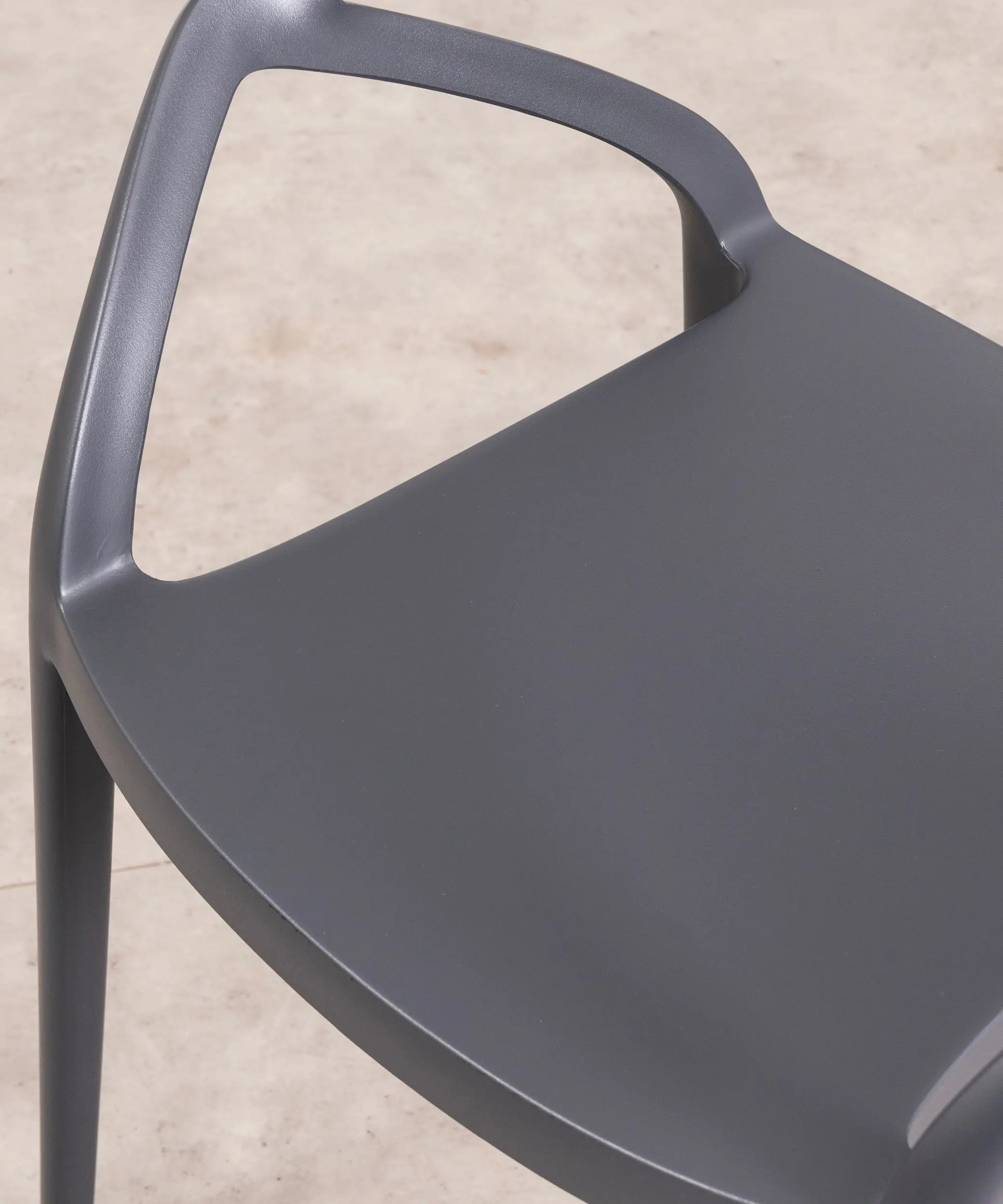 Silla de Polipropileno con Reposabrazos Grace