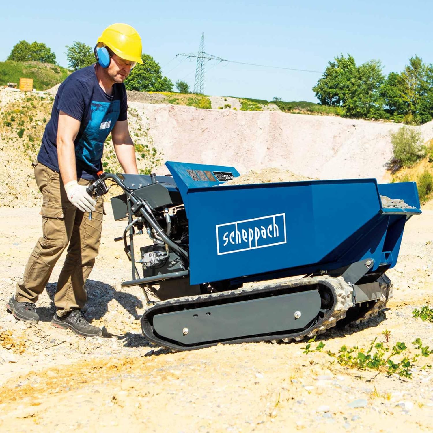 Scheppach Dumper - Benne motorisée Thermique sur chenilles DP5000 | Charge maximale de 500kg | 5,5 CV | Moteur 4T de 196cm3 | 3X Marche Avant / 1x Marche arrière | Benne basculante | Brouette
